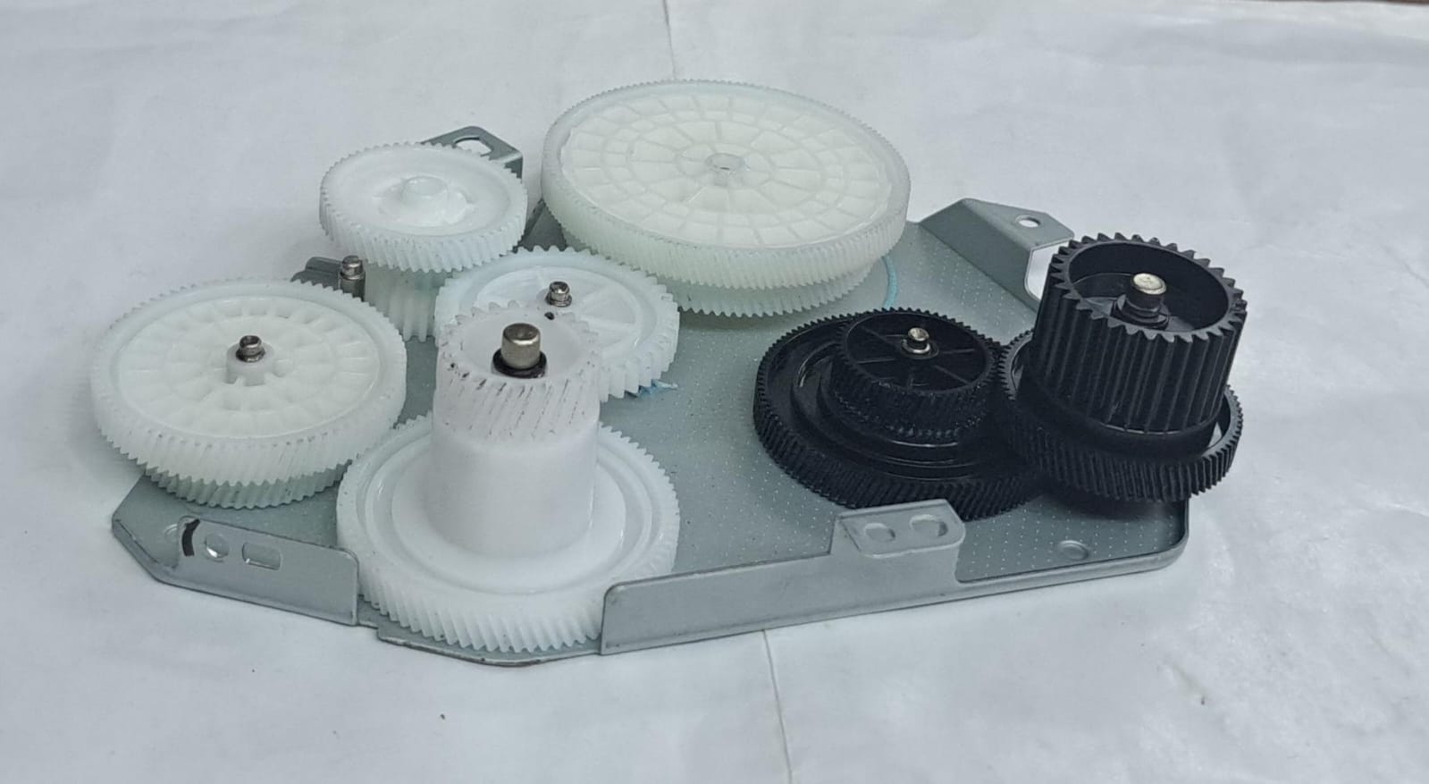 Gear Assembly For HP Laser 108a / MFP136a / MFP138fnw (JC31-00143A) original with motor