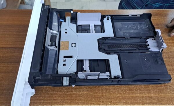 KYOCERA M2040DN ORIGINAL TRAY